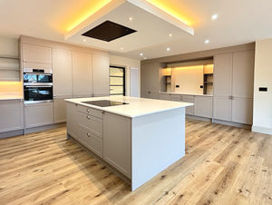 Photo 8- click for photo gallery